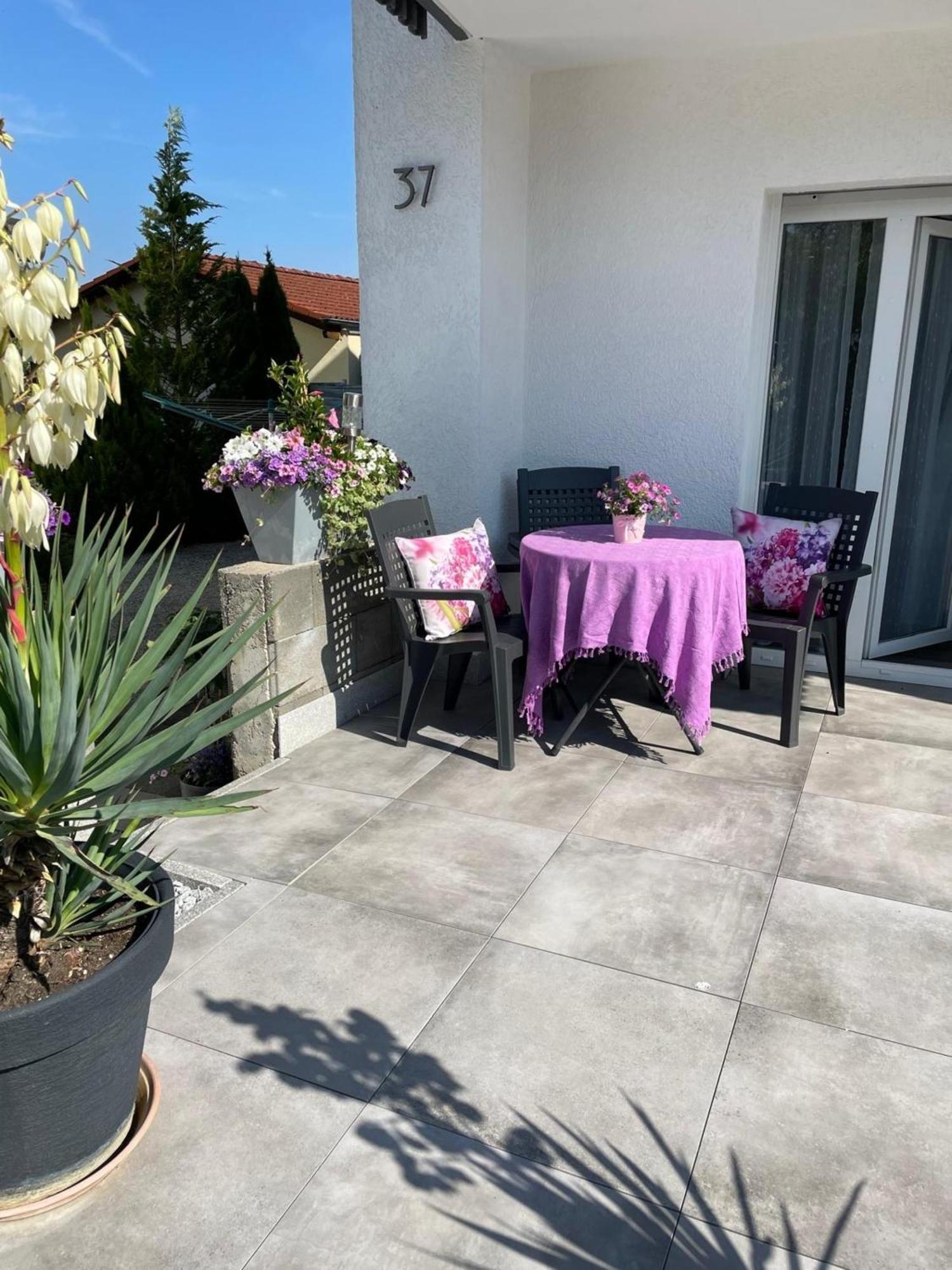 Apartamento Zum Sternberg Münsingen Exterior foto